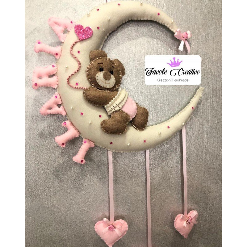 Fiocco Nascita Personalizzato Luna con Orsetto e Nome Ilaria - Decorazione Nascita Bimba Fiocco Nascita Personalizzato Luna con Orsetto e Nome Ilaria - Decorazione Nascita Bimba