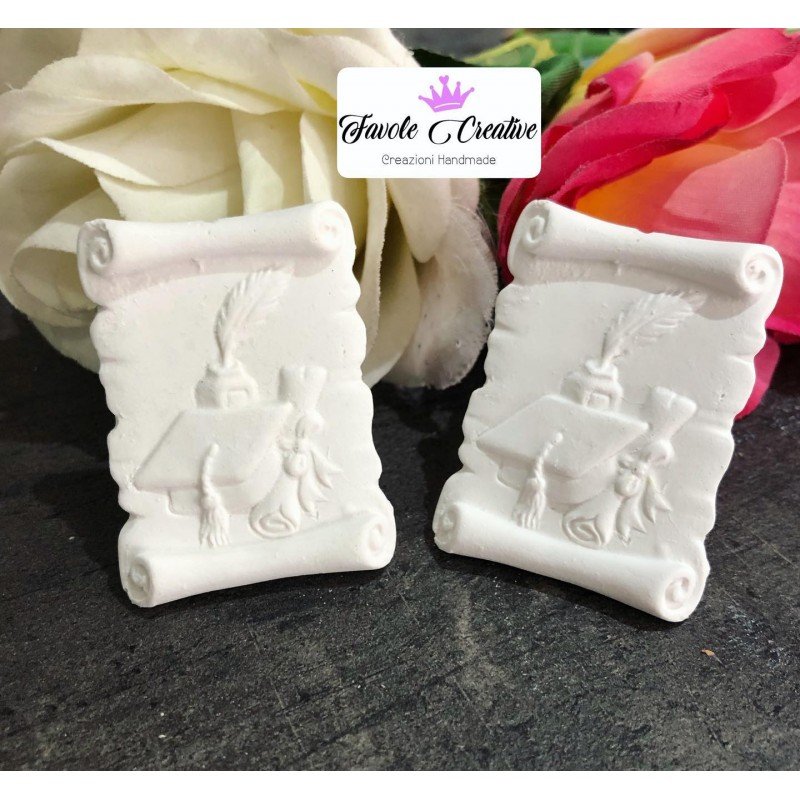 Gessetto pergamena laurea profumato – Bomboniera con tocco e piuma