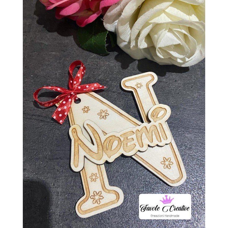 Iniziale in legno "N" con nome completo Iniziale in legno "N" con nome completo