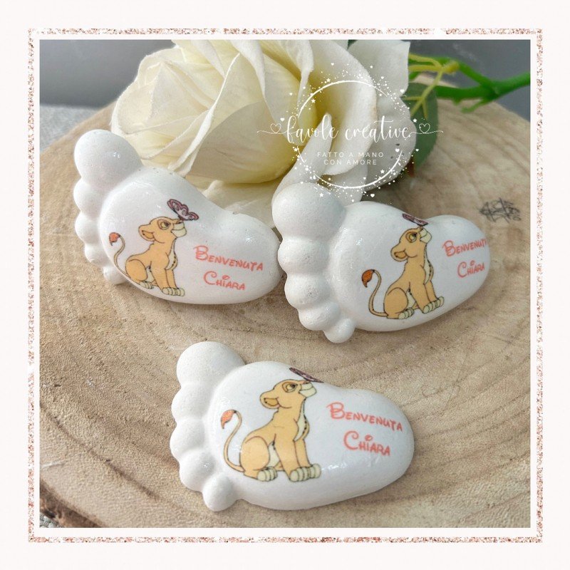 Piedino Profumato Nala con Farfalla | Bomboniera Il Re Leone Personalizzata per Battesimo, Nascita, Compleanno