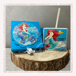 Bomboniera Ariel La Sirenetta con Scatolina Azzurra | Profumatore Quadrato Personalizzato per Battesimo, Nascita
