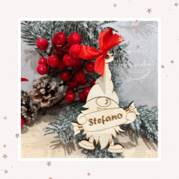 Gnomo in legno inciso con nome