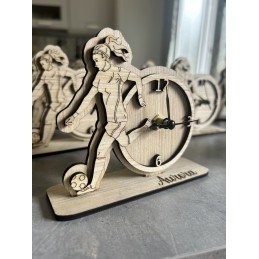 OROLOGIO in legno MODELLO CALCIATRICE