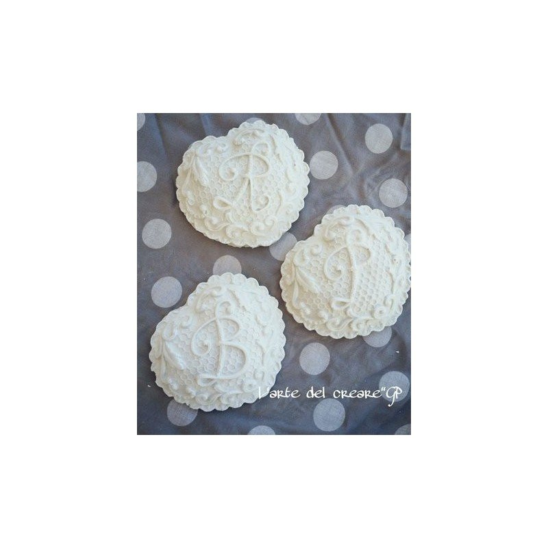 Gessetti profumati CUORE CON INIZIALE bomboniera segnaposto nozze matrimonio battesimo comunione Gessetti profumati CUORE CON INIZIALE bomboniera segnaposto nozze matrimonio battesimo comunione