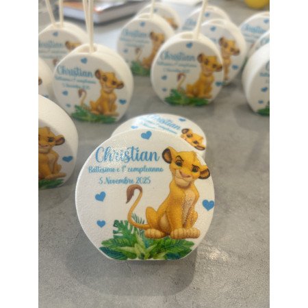 Profumatore Personalizzato Simba per Battesimo e Compleanno – Bomboniera Artigianale 6,5 cm | Favole Creative