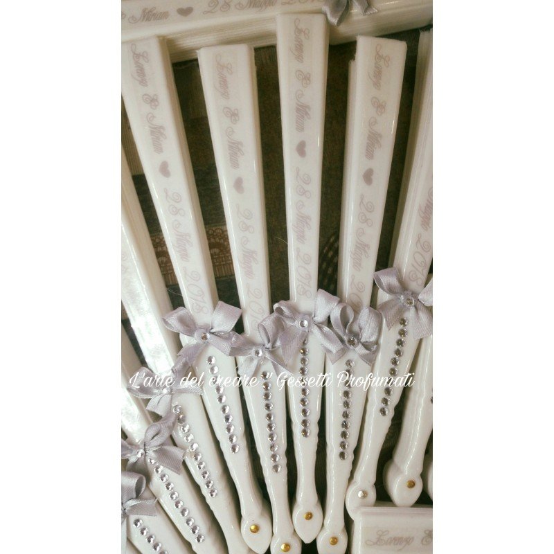 Ventaglio Matrimonio Grigio Elegante con Fiocco Personalizzato – Stile Minimal e Chic