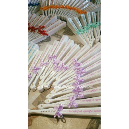 Ventagli Matrimonio Multicolor Personalizzati – Allegria e Colori per Ogni Ospite