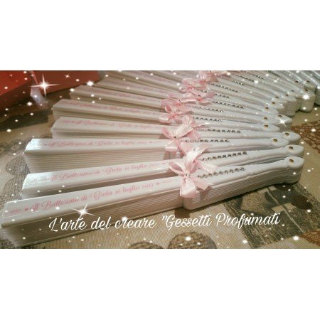 Ventagli Bianchi con Fiocco Rosa e Scritta Personalizzata - Eleganti Ventagli Matrimonio per Invitati