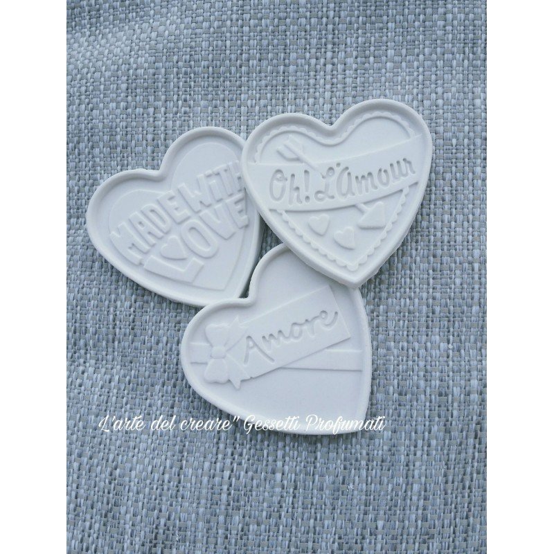 Gessetti Profumati a Forma di Cuore con Frase - Bomboniere e Segnaposto Matrimonio Gessetti Profumati a Forma di Cuore con Frase - Bomboniere e Segnaposto Matrimonio