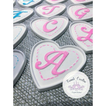 Gessetti profumati CUORE CON INIZIALE COLORATA Nascita e Battesimo